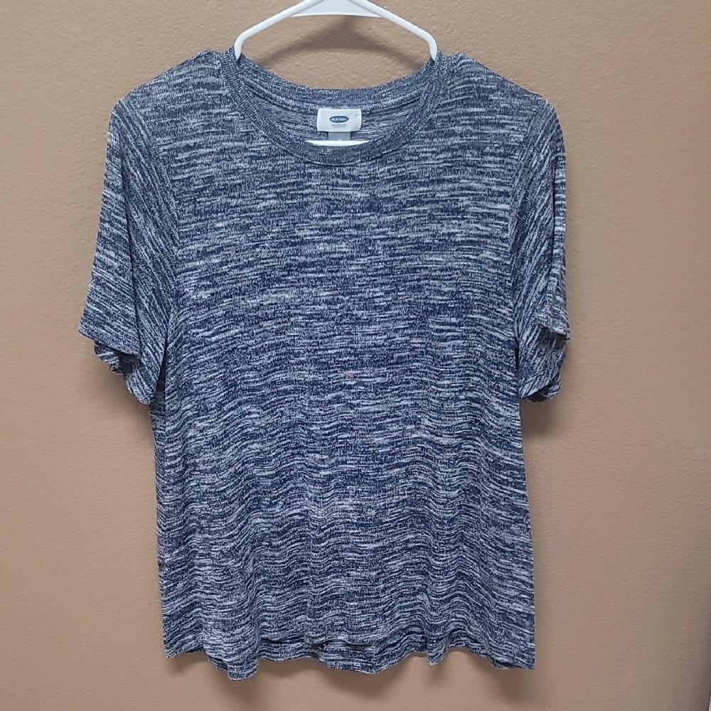 Old Navy Blue Short Sleeve Tee 💙🤍
